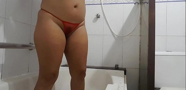 trendsEsta camgirl achou meu watsap na net e esta oferecendo sua buceta e seu cuzinho para mim !!! Sera que eu devo comer 